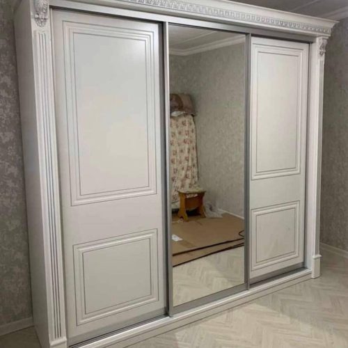 Белый шкаф-купе фото